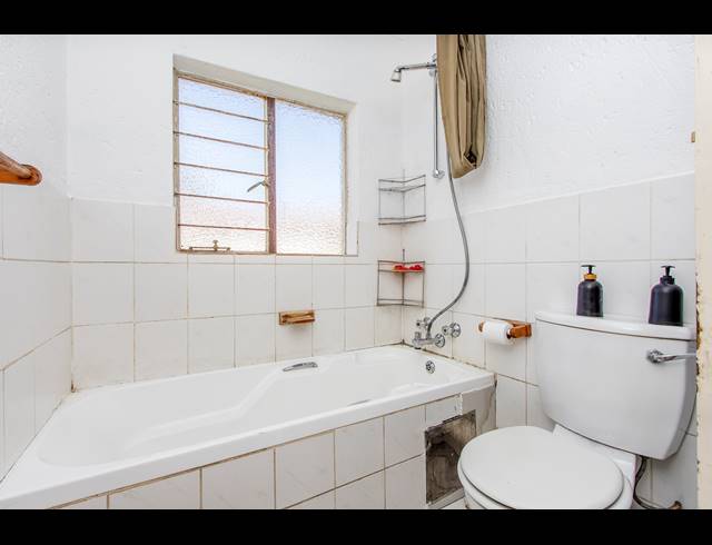 2 BEDROOM APARTMENT FOR SALE IN FERNDALE